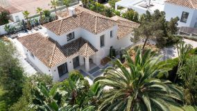 Villa en venta con 4 dormitorios en Marbesa
