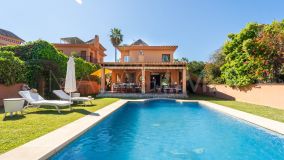 Villa for sale in Sierrezuela, Mijas Costa