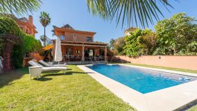 Villa for sale in Sierrezuela, Mijas Costa