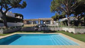 Villa zu verkaufen in Elviria, Marbella Ost