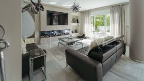 Villa en venta en Nagüeles, Marbella Golden Mile
