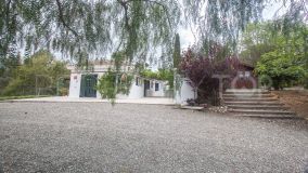 Finca a la venta con 8 dormitorios en Coin Centro