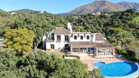 Finca for sale in Casares