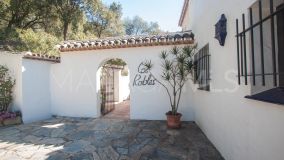 Finca for sale in Casares