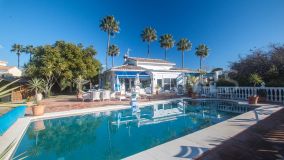 Finca en venta en Estepona