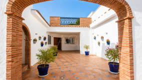 Finca zu verkaufen in Estepona
