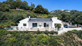 Finca en venta en Estepona