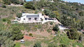 Finca en venta en Estepona