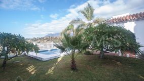 Finca for sale in Estepona