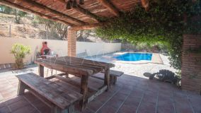 Finca en venta en Estepona