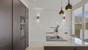 Lägenhet for sale in Altos de La Quinta, Benahavis