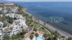 For sale apartment with 2 bedrooms in Alcazaba Beach