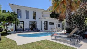 Villa en venta en Marbella - Puerto Banus, 1.495.000 €