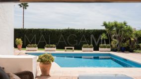 Villa for sale in Altos del Paraiso, Benahavis