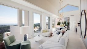For sale 4 bedrooms penthouse in Marbella Club Hills