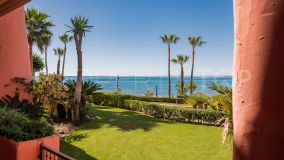 Apartamento Planta Baja en venta en Guadalmansa Playa, Estepona