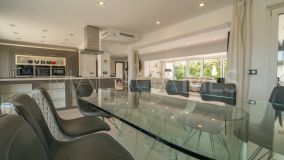 Villa for sale in San Pedro Playa, San Pedro de Alcantara