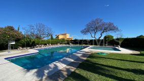 Lägenhet for sale in Atalaya Golf, Estepona Öst