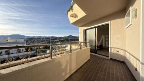 Lägenhet for sale in Atalaya Golf, Estepona Öst