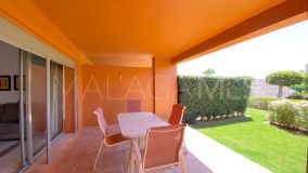 Apartamento Planta Baja en venta en Benatalaya, Estepona Este