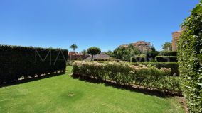 Erdgeschosswohnung zu verkaufen in Benatalaya, Estepona Ost