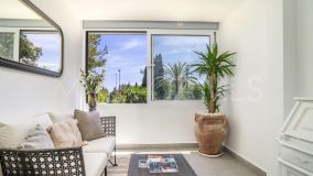 Apartamento en venta en Nueva Andalucia, Marbella