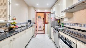 Lägenhet for sale in Jardines de Don Carlos, Marbella Öst