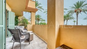 Apartamento en venta en Los Flamingos, Benahavis