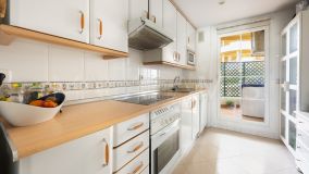 Apartamento en venta en Nueva Andalucia, Marbella