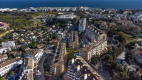 Apartamento en venta en Nueva Andalucia, Marbella