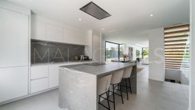 Villa for sale in Atalaya, Estepona East