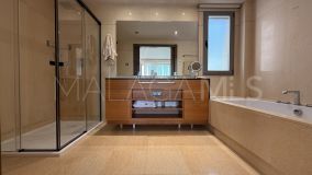 Lägenhet for sale in Los Arrayanes Golf, Benahavis