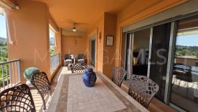 Apartment for sale in Benatalaya, Estepona East