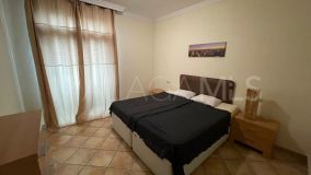 Apartamento en venta en Beach Side New Golden Mile, Estepona Este