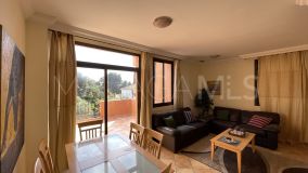 Ático en venta en Beach Side New Golden Mile, Estepona Este