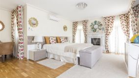 Villa for sale in Linda Vista Baja, San Pedro de Alcantara