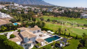 For sale Los Naranjos Golf villa with 6 bedrooms