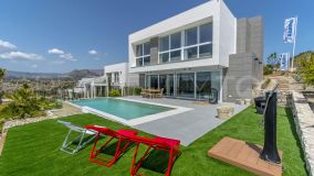Nueva construcción - Magnífica villa de estilo moderno en Finestrat con vistas panorámicas al mar y la montaña