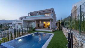 Nueva construcción - Atractiva casa adosada de estilo moderno en Finestrat con vistas panorámicas al mar y la montaña