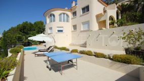 Stunning 4 bed, 4 bath villa in Altea La Vella with panoramic views