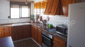 Spacious apartment for sale in the centre of Oliva