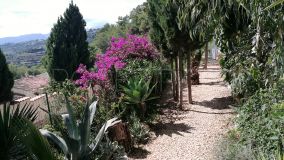 Hermosa villa de estilo ibicenco con impresionantes vistas al mar y al Peñón de Ifach en Montemar