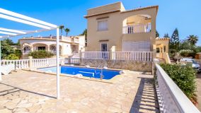Oliva, villa con 16 dormitorios en venta