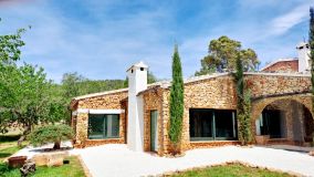Comprar finca en Senija de 4 dormitorios