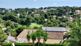 For sale villa with 5 bedrooms in Benissa