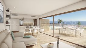 For sale Estepona Centre penthouse with 4 bedrooms