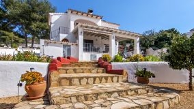 For sale villa in Benitachell with 4 bedrooms