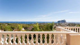 For sale villa in Calpe with 5 bedrooms
