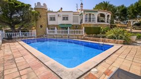 8 bedrooms villa in Oliva for sale