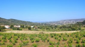 Rare and unique opportunity to purchase a prime plot of land in Les Fonts